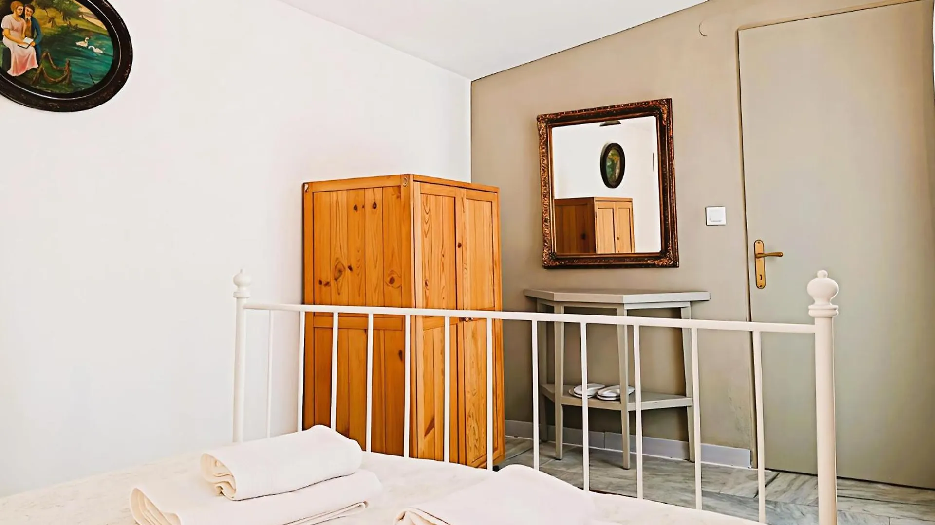 Dino'S Cottage Sarti Greece