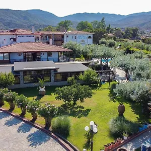 Otel Pontos, Sarti